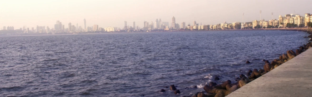 Best Sunset Spots Along Marine Drive, Mumbai