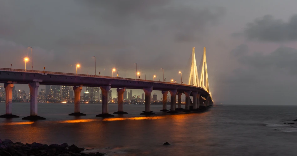 Mumbai'nın Canlı Gece Hayatını Keşfedin