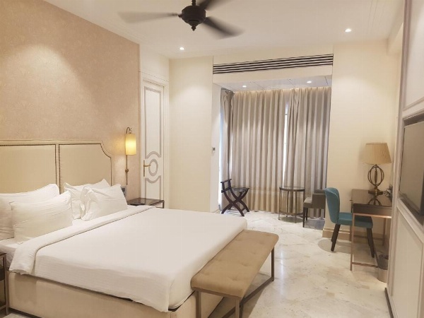 Hotel Harbour View Colaba image 10